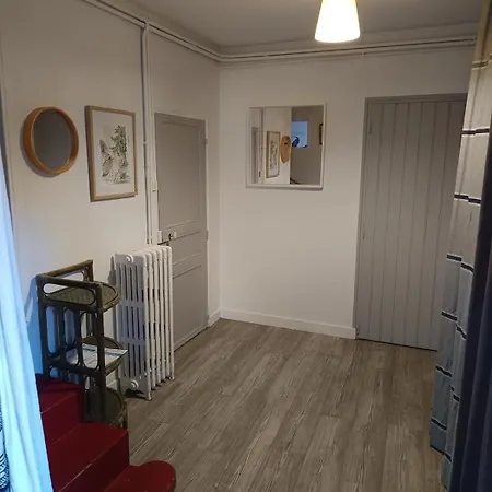 Les Bains בית נופש