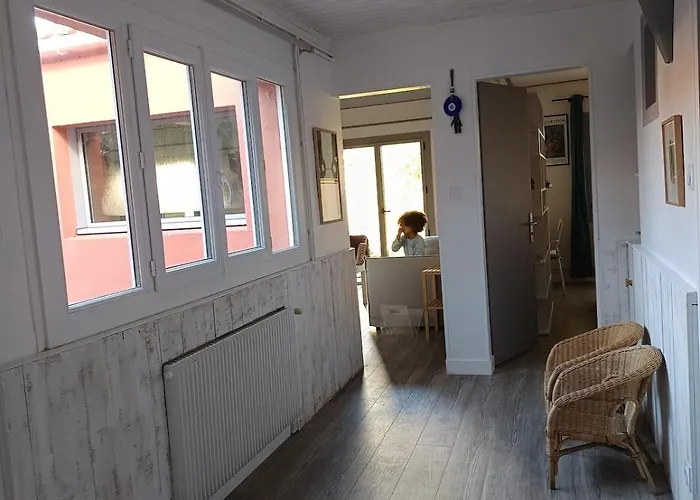 Les Bains * La Guérinière